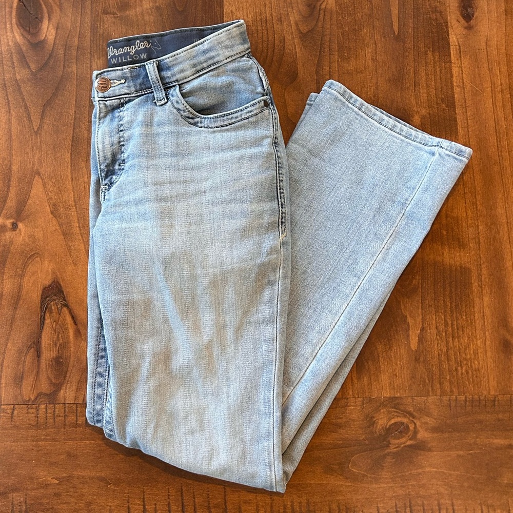 Wrangler Light Blue Women's Boot Cut Jeans
